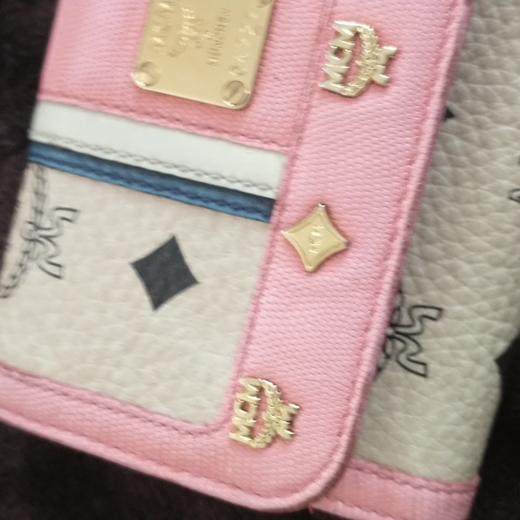 MCM WALLET! Great SALE! - Picture 5 of 16